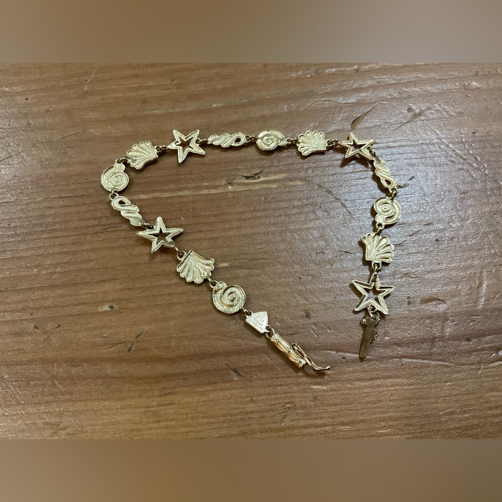 Beverly Hills Gold: 14k yellow gold ocean/sea life diamond cut vintage bracelet - Picture 3 of 9